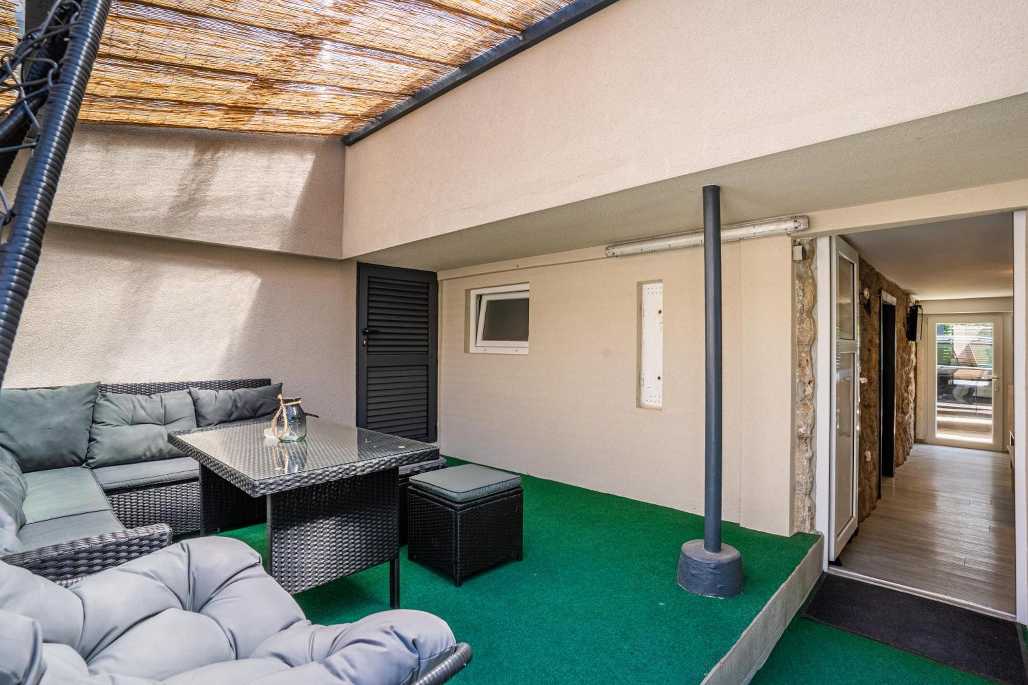 Kuca Matanovic Apartamento Cres Exterior foto